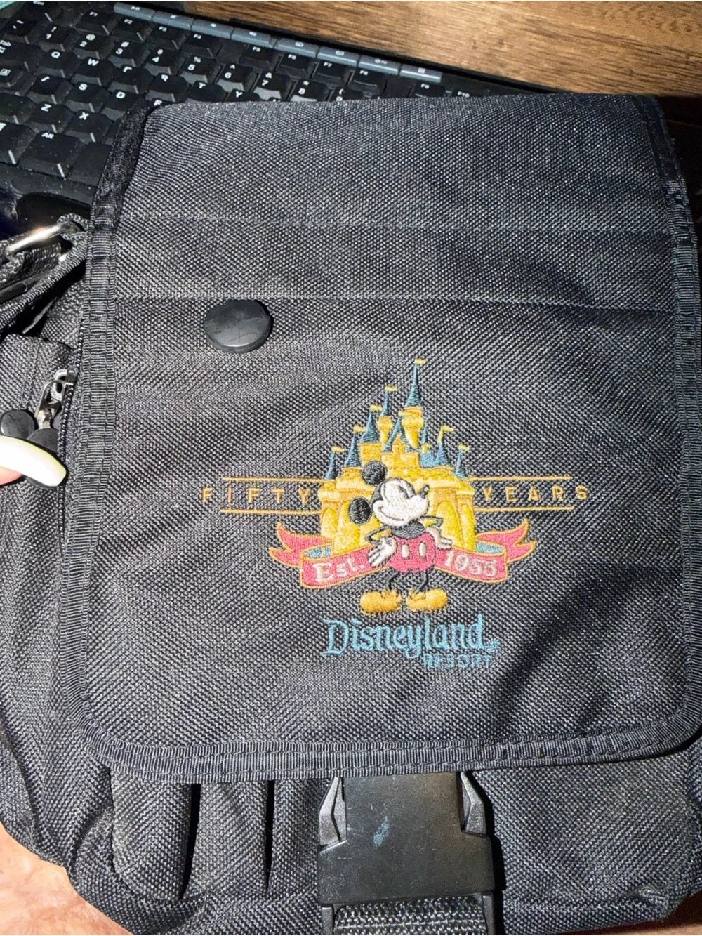 Disney black messenger